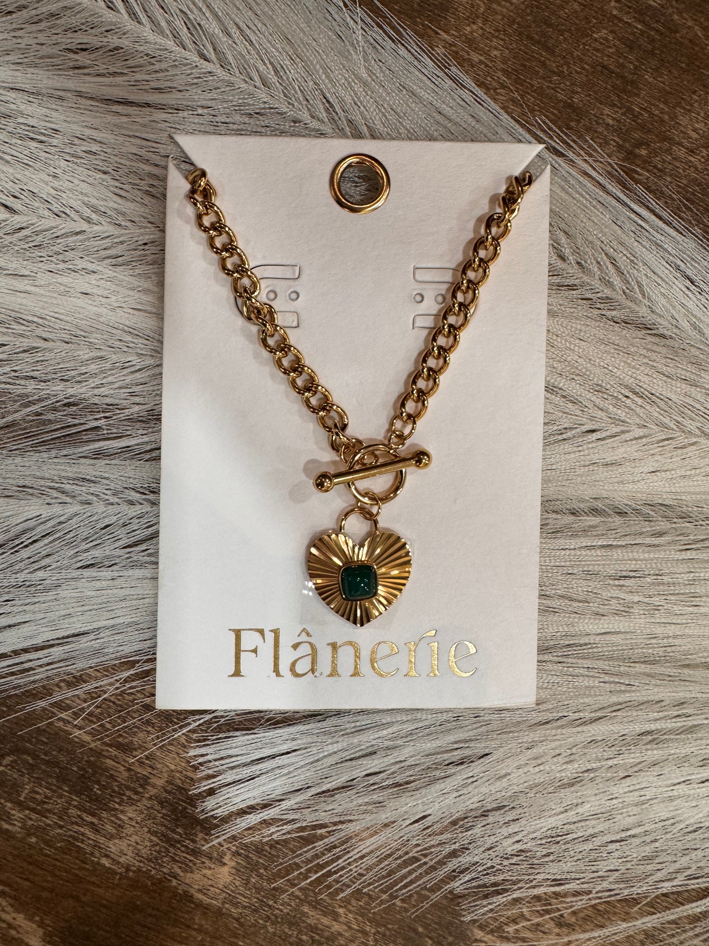 Emerald Radiance Toggle Necklace