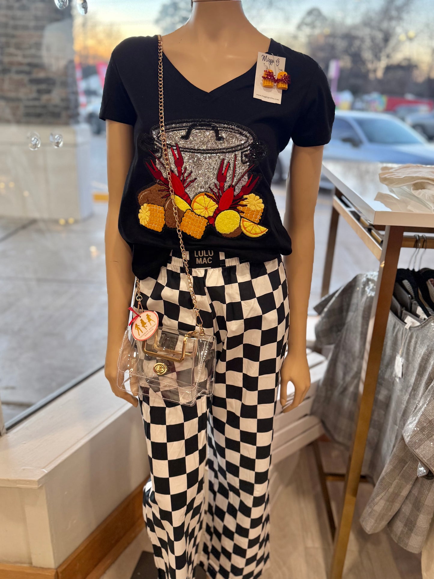 PRE ORDER — Bayou Boil - V Neck Tee