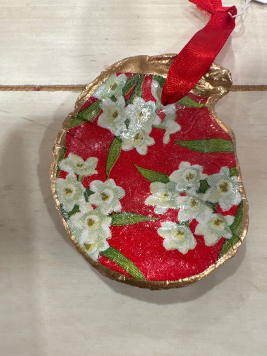 Holiday Bloom Oyster Ornament