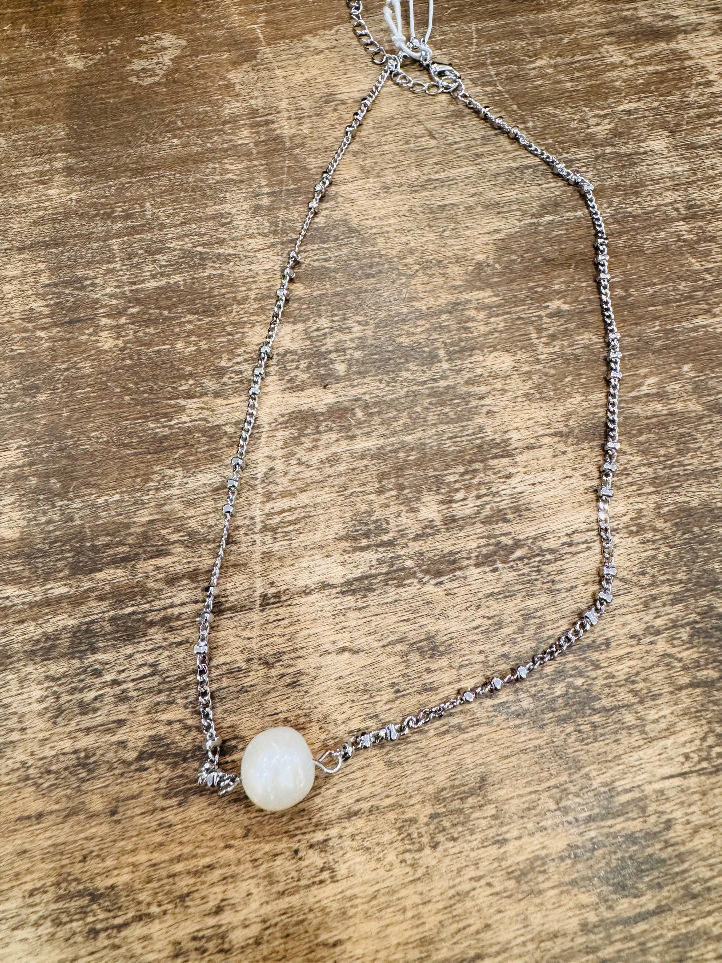 Simply Pearl Drop Necklace