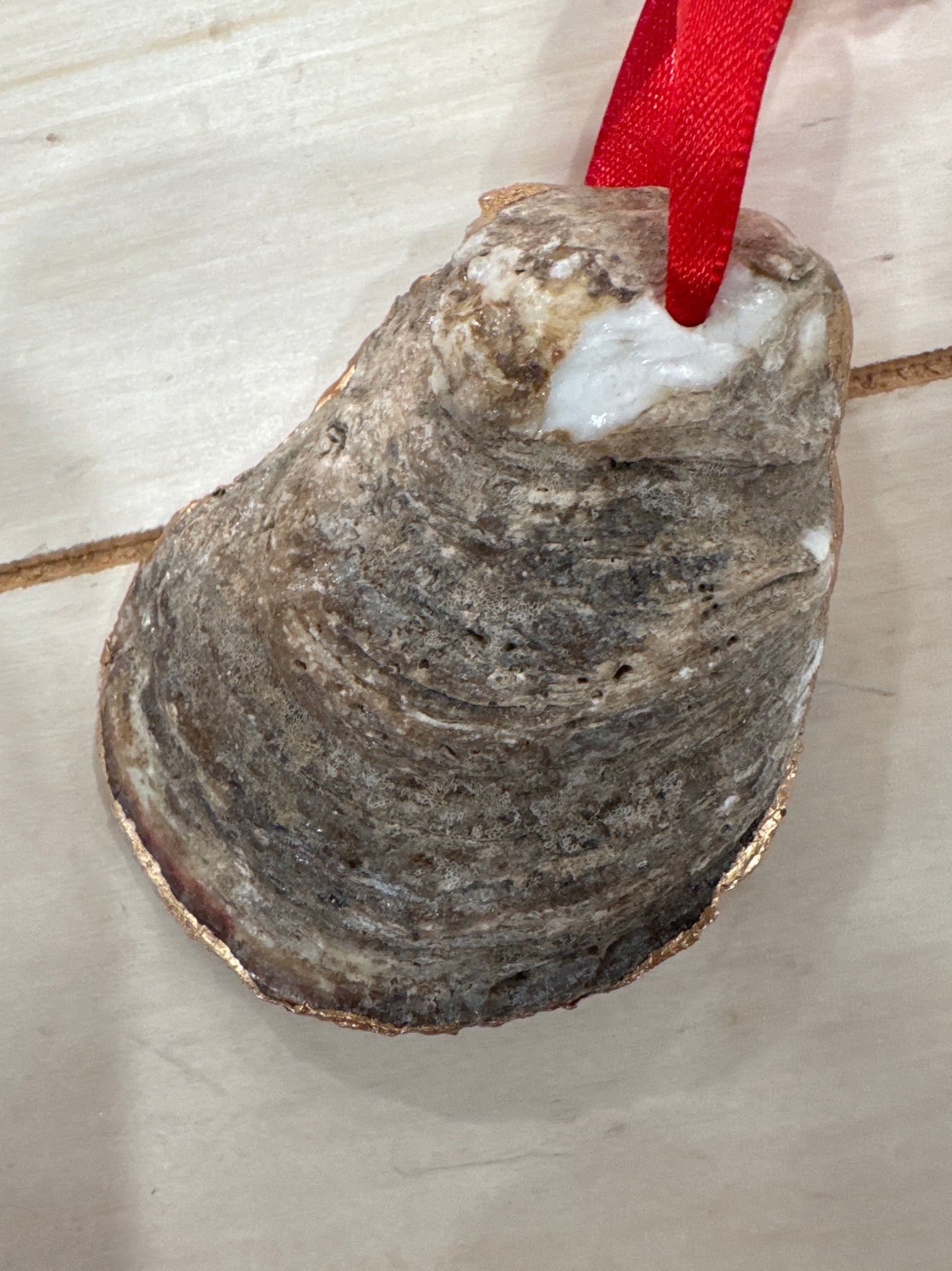 Holiday Bloom Oyster Ornament