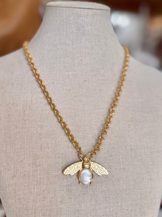 Queen Bee Gleaux Pendant