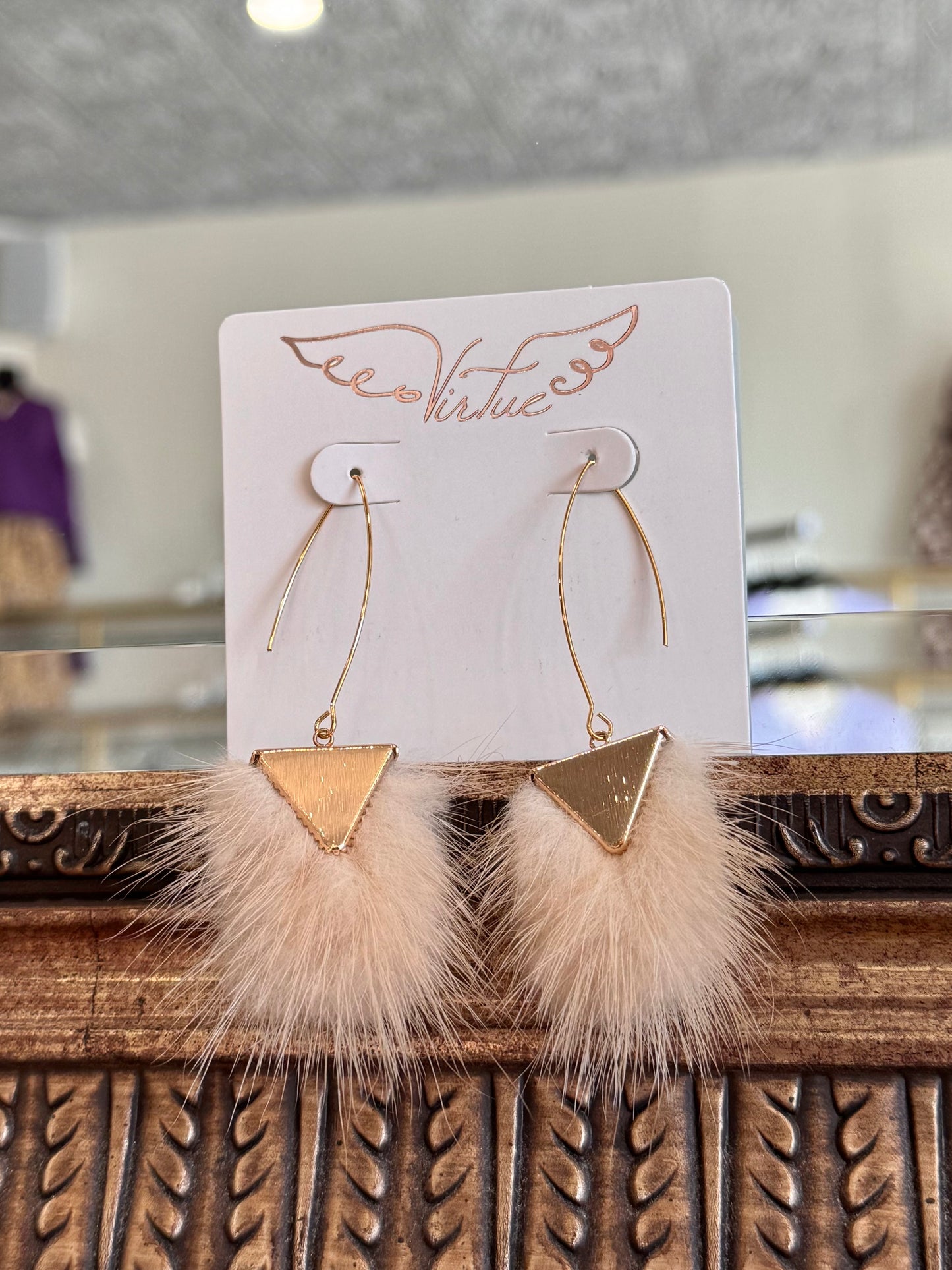 Virtue Marquis Fur Gold Earring