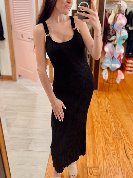 Salina’s Midi Dress Black