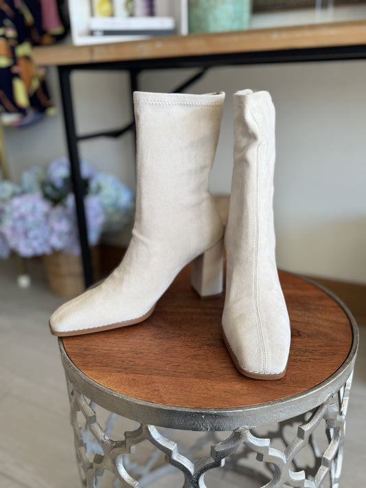 Soft Sand Cream Boot