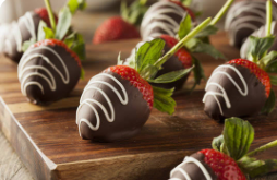 1/2 Dozen Chocolate Dipped Strawberries